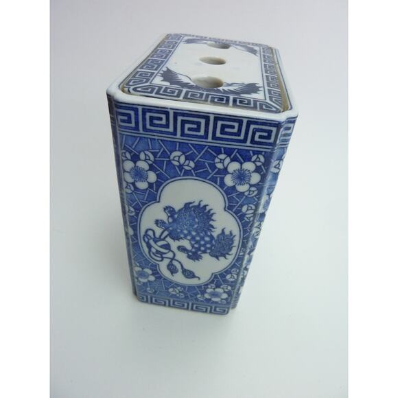 Vintage Chinese Ceramic Pot Foo Dog Lions Blue White Bud Vase Tea Caddy Jar - Picture 3 of 7